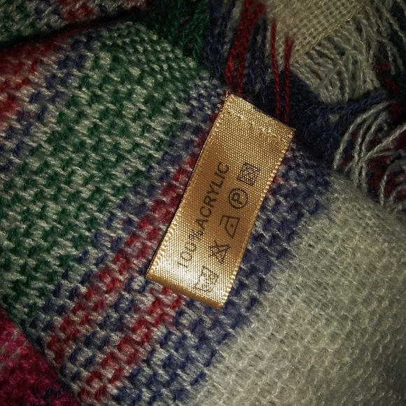 Tartan Plaid Shawl Scarf - Picture 7 of 10